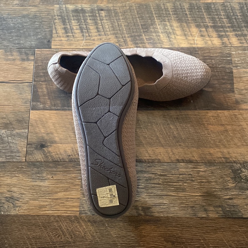 NWOT Skechers air cooled memory foam flats size 6.5 - Picture 5 of 5